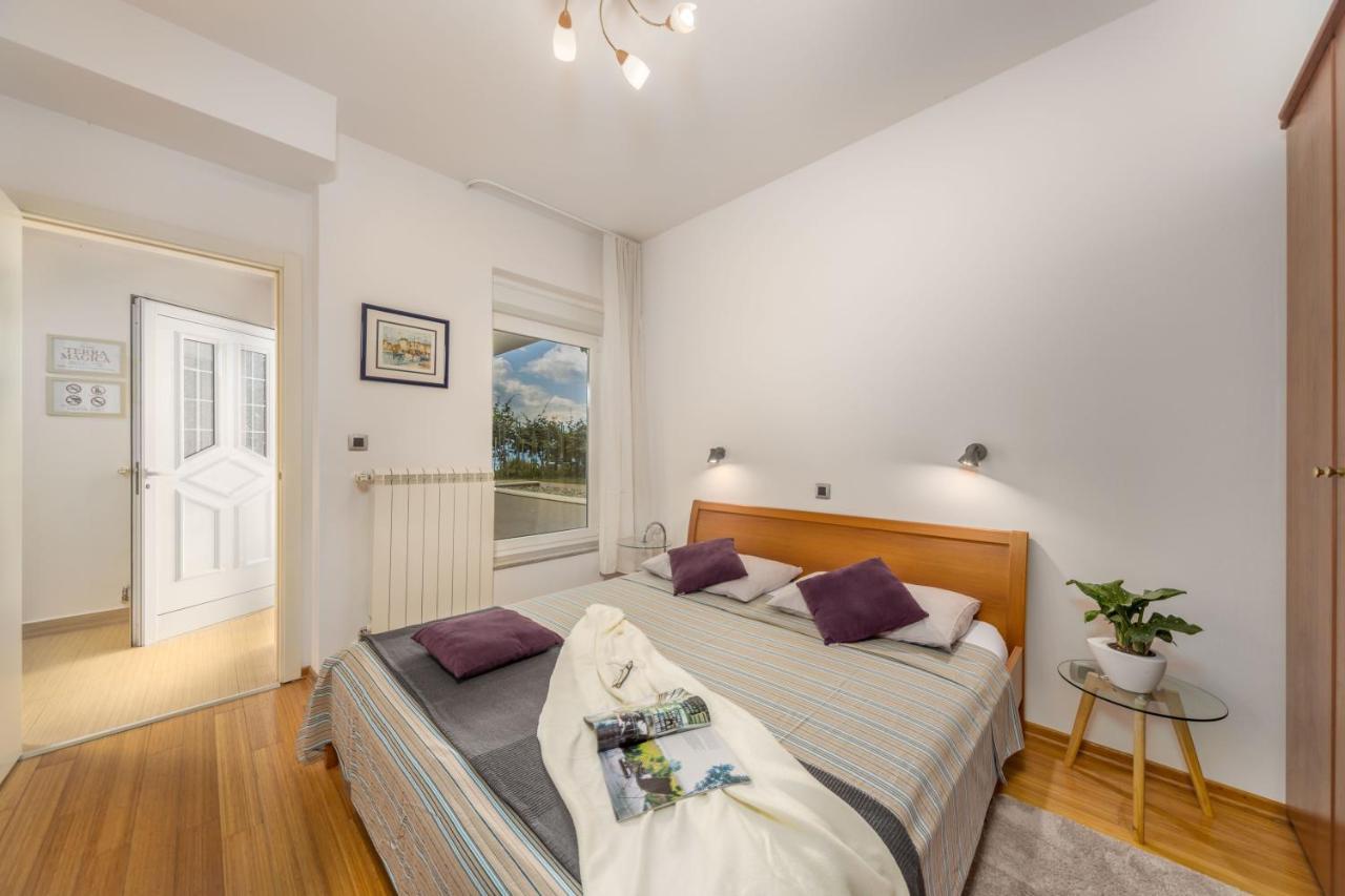 Terra Magica Deluxe Apartment Or Room With Private Parking, Terrace And Sea View Риека Экстерьер фото