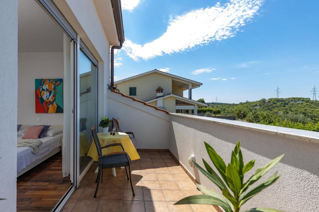 Terra Magica Deluxe Apartment Or Room With Private Parking, Terrace And Sea View Риека Экстерьер фото
